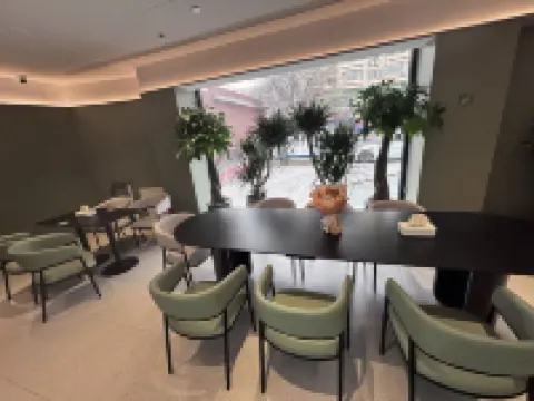 Hi Inn (Langfang Railway Station Wanda Plaza)