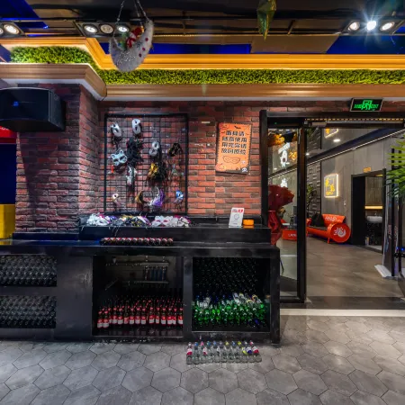 Langxin Film Art Hotel (Chengde Mountain Resort)