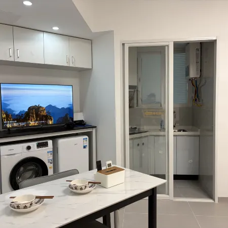 Sunny Inn (Gangding Metro, Tianhe, Guangzhou) Отели рядом с достопримечательностью «Тянхэ»