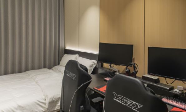 D ONE E-Sports Hotel