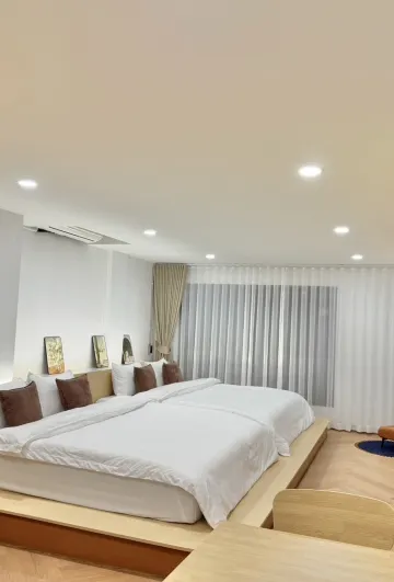 พักได้ 7 คน ใกล้ One Nimman - Maya 1 นาทีถึง