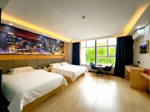 Xinhua Business Hotel