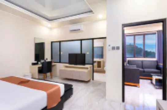 Grand Valonia Hotel Cafe & Park Jember