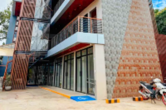 RedDoorz Premium at Top View Inn Palawan