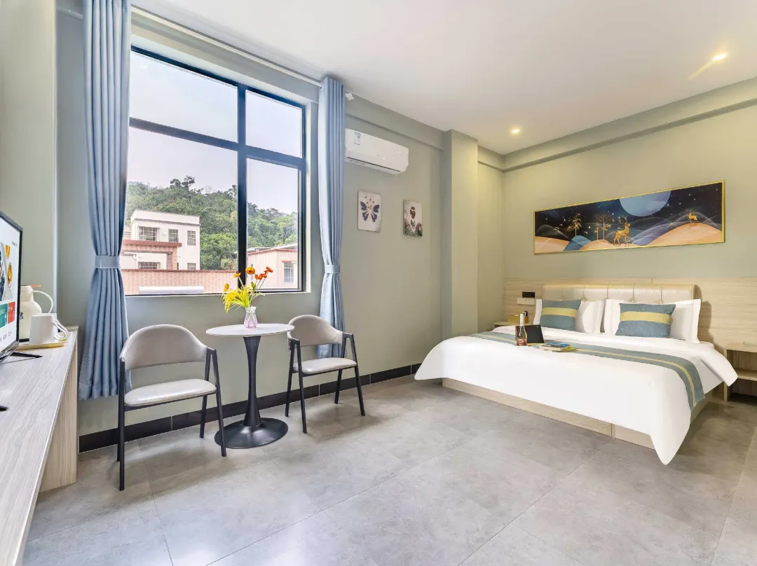 The Golden Bay Airport Hotel - 珠海