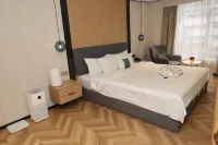馨悅時光公寓（廣州太古滙崗頂地鐵站店） 崗頂地鐵站附近的飯店