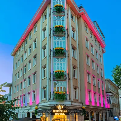 Hotel Ipek Palas โรงแรมใกล้จัตุรัสเอมิโนนู