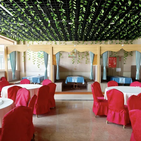 Chaka Yanhu Xingruhai Hotel