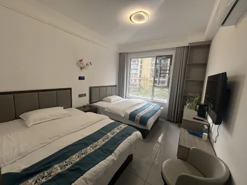 Zhenxiong Jukeyuan Homestay