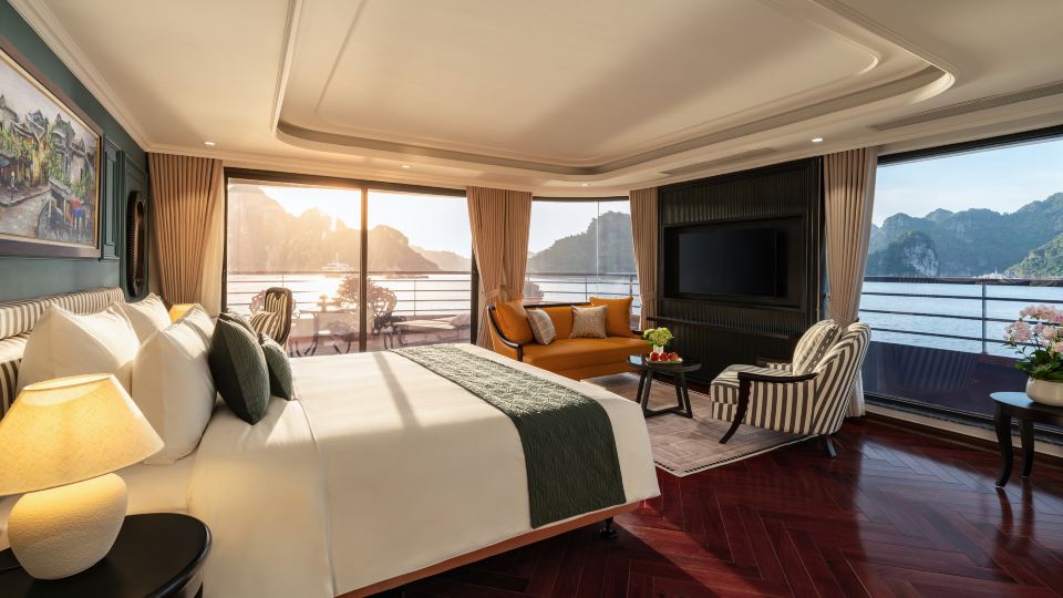 Diana Cruises Halong Bay - Luxury by Venus Group