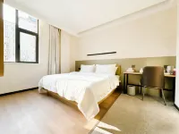 Xingnai Hotel (Zhongyuan International Expo Center Fenghuangtai South Subway Station) Hotels in Zhengzhou