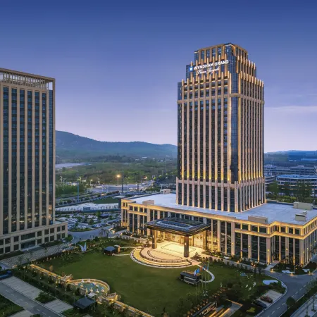 Wyndham Grand Plaza Royale Huarong Bengbu
