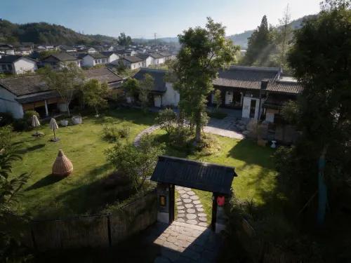 Wuli Courtyard Private Hot Spring Inn