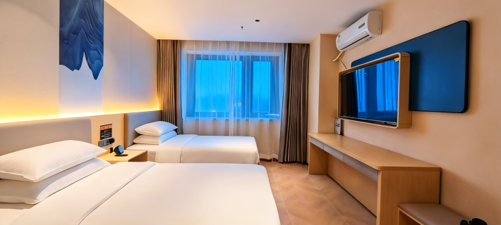 Yue'an Hotel (Urumqi High-Speed Railway Station North Square) Hotels in Urumqi