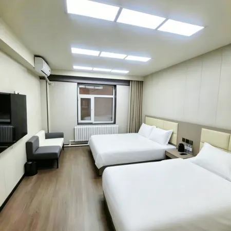Qingyu Homestay (Central Street Branch)