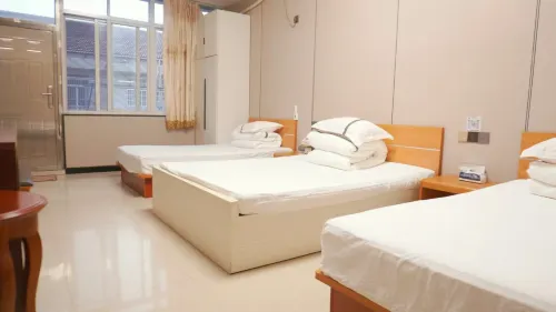 Ruixiang Business Hotel