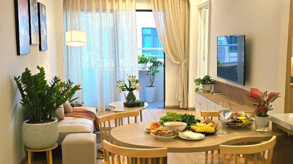 Muong Thanh Hon Chong Apartment with Sea View