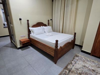 Al-mendhiry Apartment