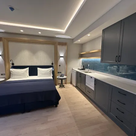 Cher Hotel Eyup Отели рядом с достопримечательностью «Университет Bilgi»