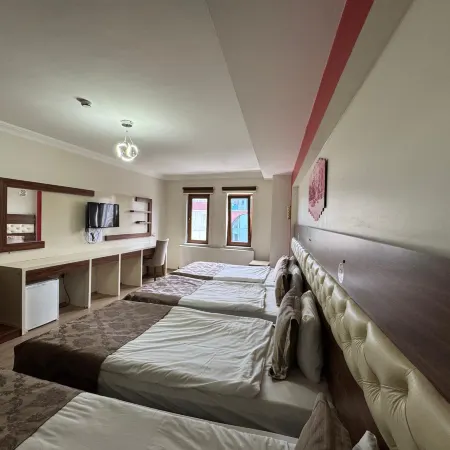 Mesnevi Otel