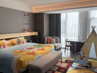 Serendipia Hotel by Holz  (Near The Forbidden City, Xita Korean Town and Marshal Zhang's Mansion)👍 - Family