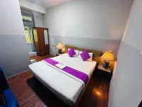 Bab Al Bahrain Hotel