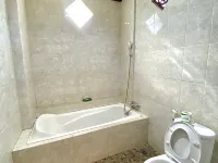 Pancer House Hotels near Rudana Museum