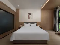Xiaoyue Qinglan Garden Private Hot Spring Hotel (Lixiao Road Branch, Bipenggou Scenic Area) - Pools