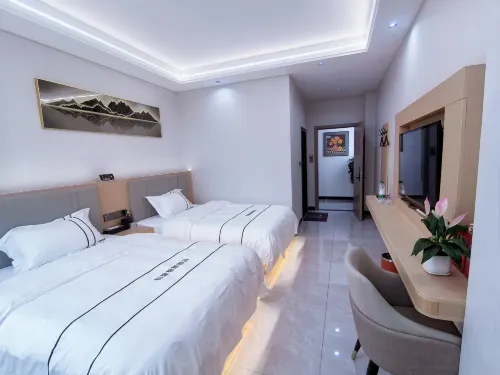 Zhaojun Smart Hotel