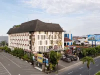 Atanaya Kuta Bali Hotels near Sunset Road