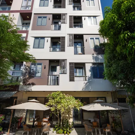 Sam Hotel & Apartment Da Nang Отели рядом с достопримечательностью «Son Tra Penisula»