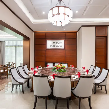 Sanya Seacube Resort Hotel