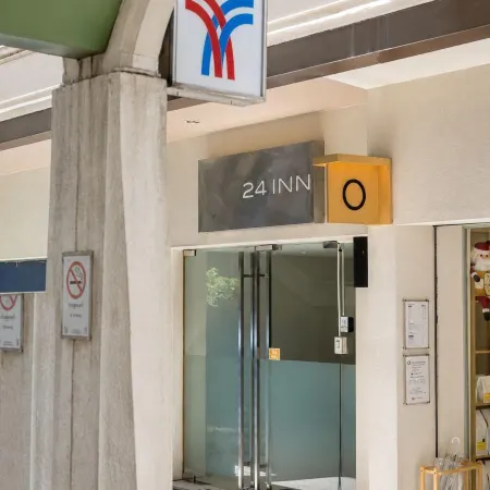 24 Inn at BTS Phrom Phong Отели рядом с достопримечательностью «Станция BTS Пхром Пхонг»