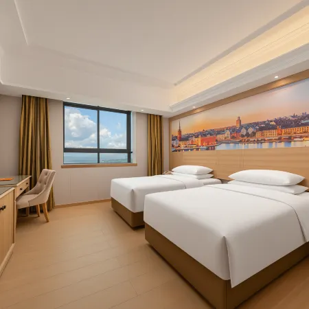 Vienna Hotel (Ledong Gongyuan)