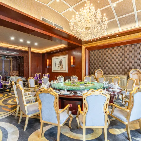 River & Holiday Grand Rezen Hotel Yunyang