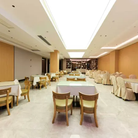 Vienna International Hotel