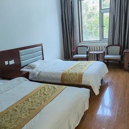 Jinlize Hotel (Baicheng Railway Station)