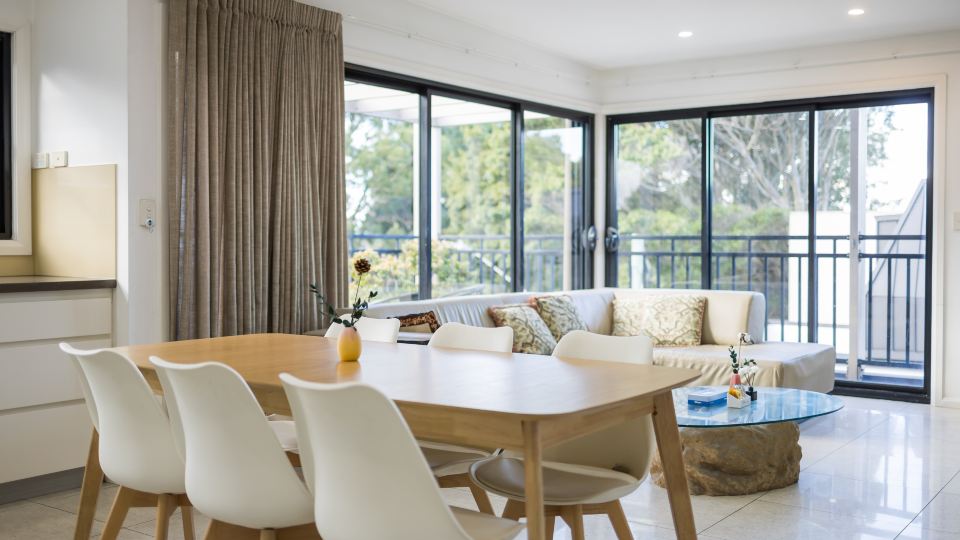 MetaWiseBnB Bondi Junction Penthouse Style