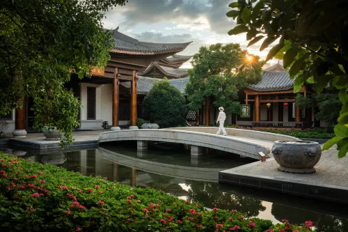 Song Hotel Kunming - Private Pools