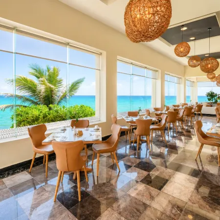 The Pyramid Cancun by Oasis - Gourmet Premium All Inclusive
