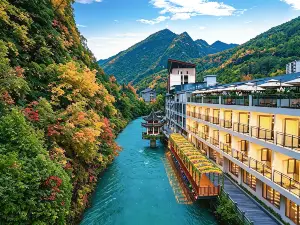 未見山リゾート（木魚鎮観光集散センター神農架林区）