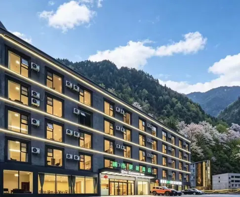 Urban Convenience Hotel (Li County Bipenggou Scenic Area Li Xiaolu Branch) - 朝食