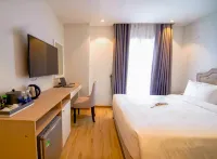 RHM Luxury Hotel And Suite - balcony