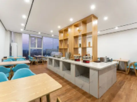 Ginza Jiayi Light House Hotel (Linyi Yingbin Road Rongsheng Shopping Center) Hotels in Linyi