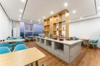 Ginza Jiayi Light House Hotel (Linyi Yingbin Road Rongsheng Shopping Center) Hôtels à : Linyi