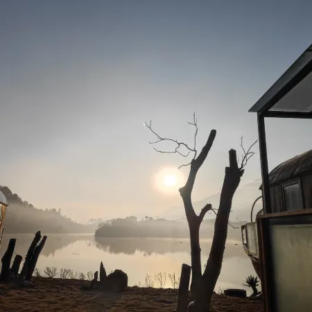 Lushan West Sea at Waterside B&B