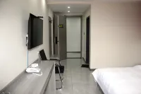 Quwo Yixiang Hotel Hotels in Quwo