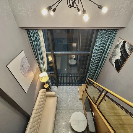 Weixiangwu  Apartment (Hanxi Changlong Wanbo Tianhe City store) Отели рядом с достопримечательностью «Chimelong International Circus»