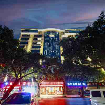 Yunshang Jingjiang Hotel (Yunyang Branch) Hotel Exterior