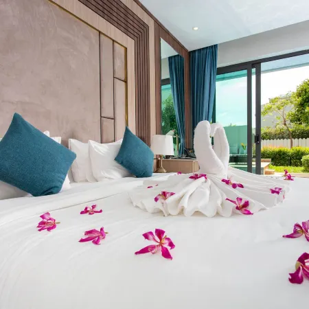 Castle Bayview Resort & Spa